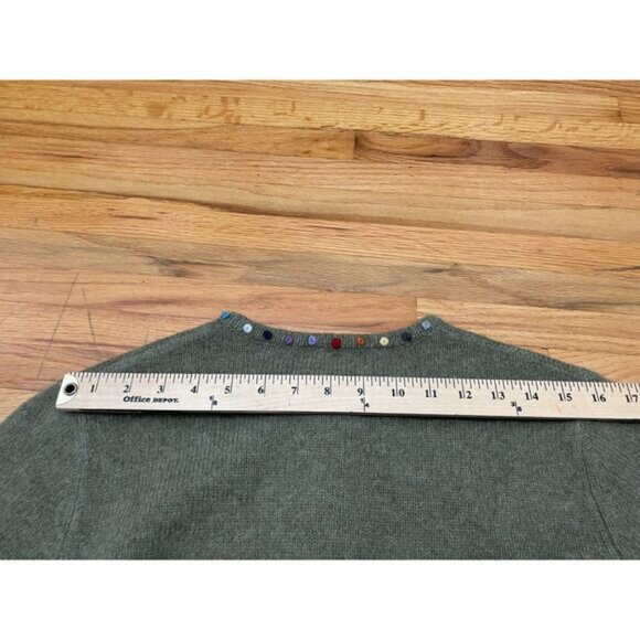 Newton Trading Co. Women's Sweater Cardigan Embroidered Button Detail PM Green - Picture 5 of 7